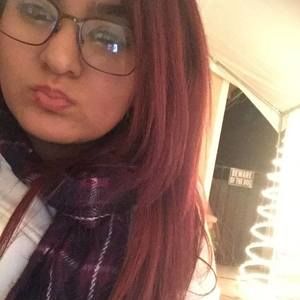 Meet your Posher, Melina